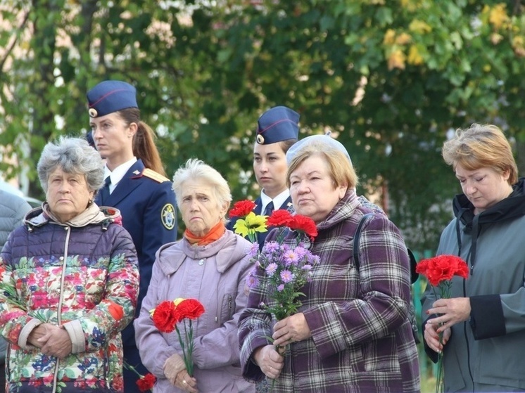 В поселке Свирьстрой перезахоронили останки бойца ВОВ