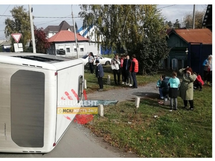 8-летняя девочка пострадала в ДТП с маршруткой на 1-й Чередовой в Омске