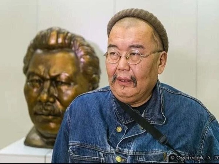 В Бурятии ушел из жизни известный скульптор Зандан Дугаров