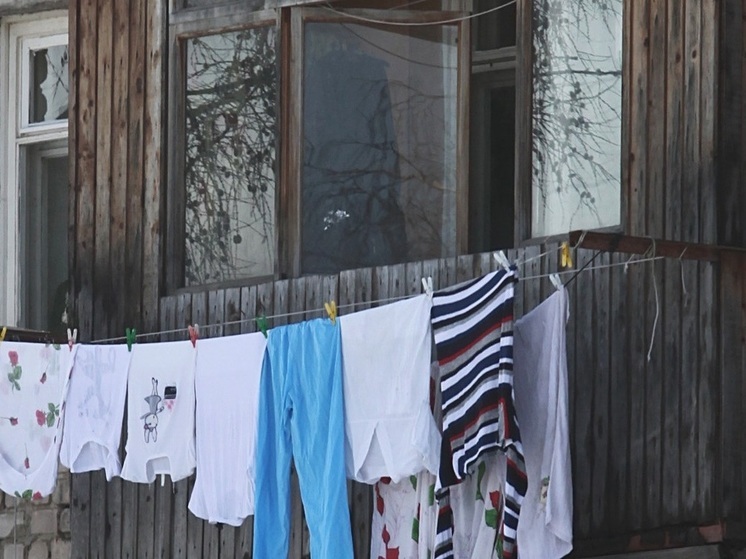 В Киселевске Кемеровской области два человека погибли в результате пожара в квартире многоквартирного дома, сообщает пресс-служба СУ СК по Кузбассу