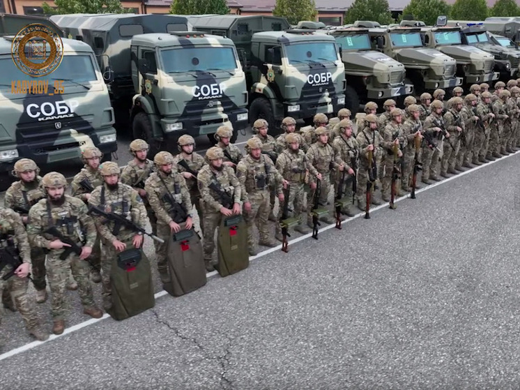 Кадыров осмотрел трофейную технику НАТО