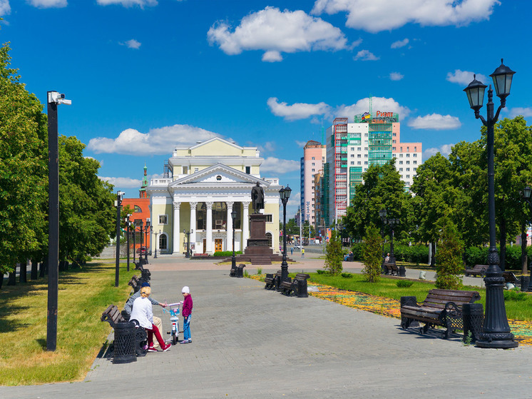 Южноуральцев ожидает теплый и сухой понедельник