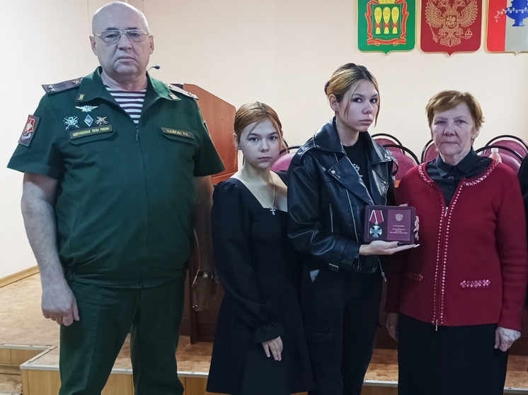 В Пензенской области Игоря Садуллаева посмертно наградили Орденом Мужества