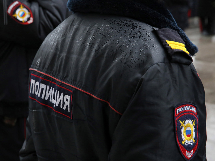 Посещение ресторана в Валдае закончилось для троих нелегалов выдворением