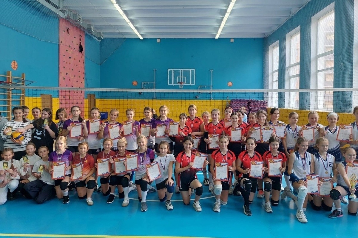 Команда волейболисток из Серпухова завоевала серебряную медаль