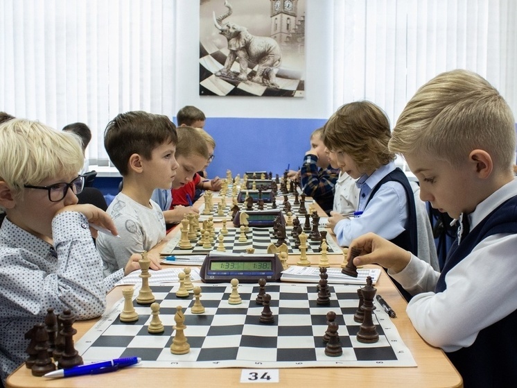 105 юных шахматистов сразились за Кубок Губернатора Брянской области
