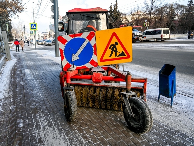На улицы Челябинска выйдет спецтехника на случай гололеда