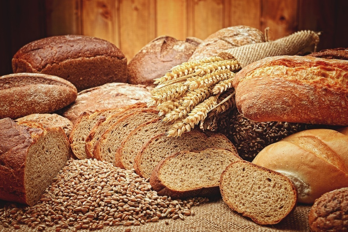 The expert explained the rumors about the rise in price of rye bread in Russia