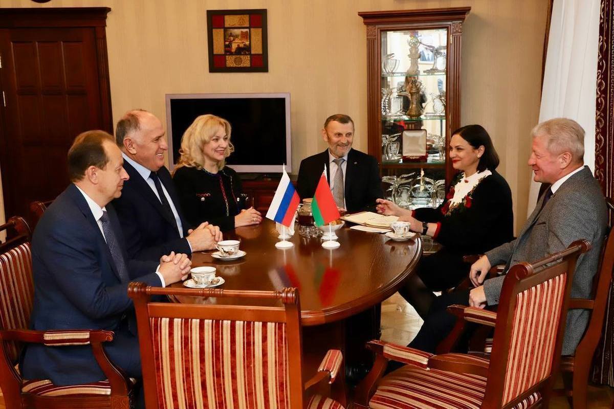 Премьер Дагестана встретился с министром Белоруссии