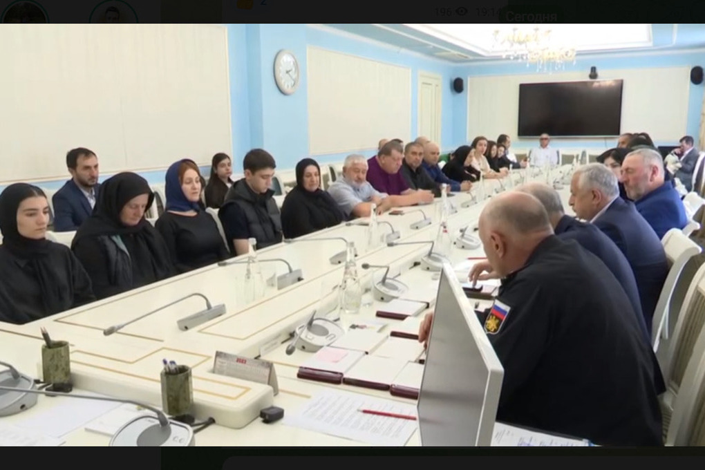 Мэр дагестанской столицы встретился с родными участников СВО