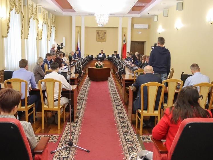 В Смоленский горсовет расскажет о 14 проектах по расселению из аварийного жилья