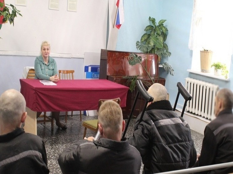 Заключенных колонии №1 в Карелии научили писать жалобы в суд