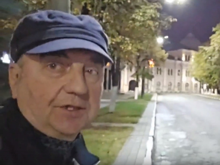 Основатель и лидер группы «Чайф» Владимир Шахрин прогулялся по вечерней Туле