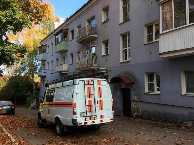В Дмитрове ребенок не выпал из окна благодаря прохожим