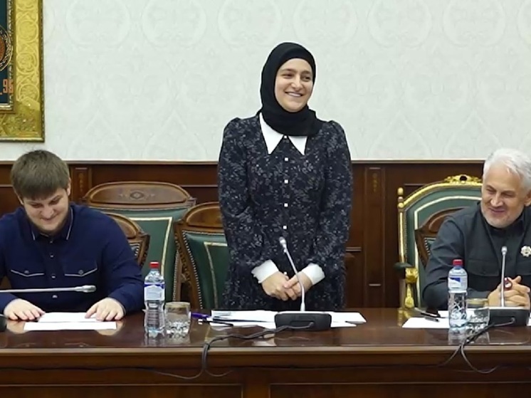 24-летняя дочь Кадырова займет пост зампреда правительства Чечни