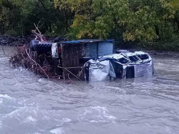 Стали известны имена пропавших на камчатской реке Паужетка