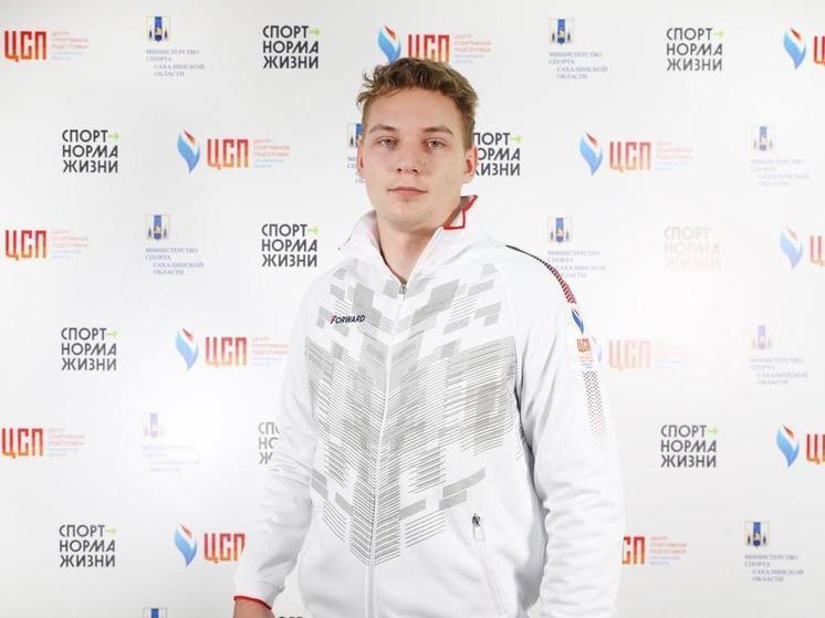 Пара-сноубордист с Сахалина Всеволод Щеглов стал мастером спорта России