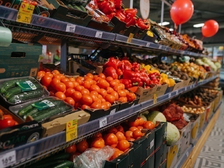 В Новосибирске пенсионеры могут продавать урожай в супермаркете