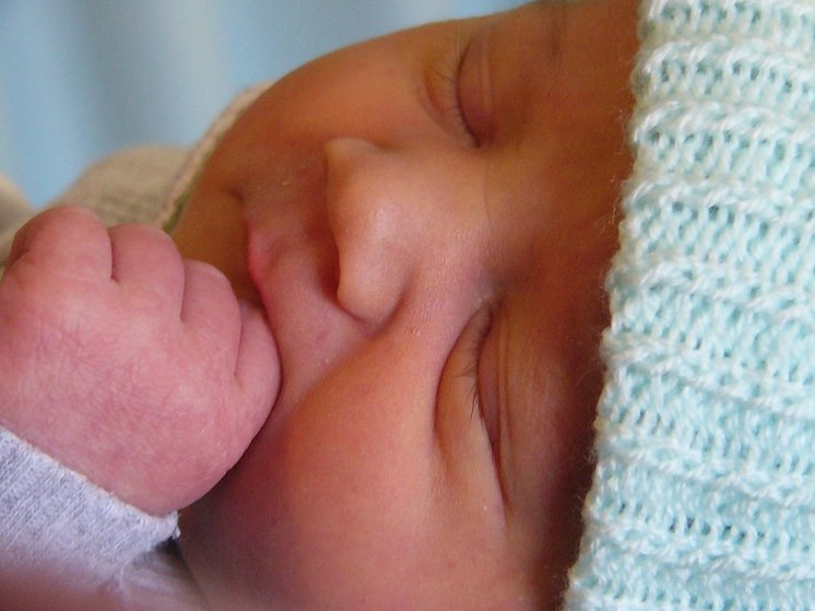 В сочинских роддомах за сутки приняли 13 младенцев
