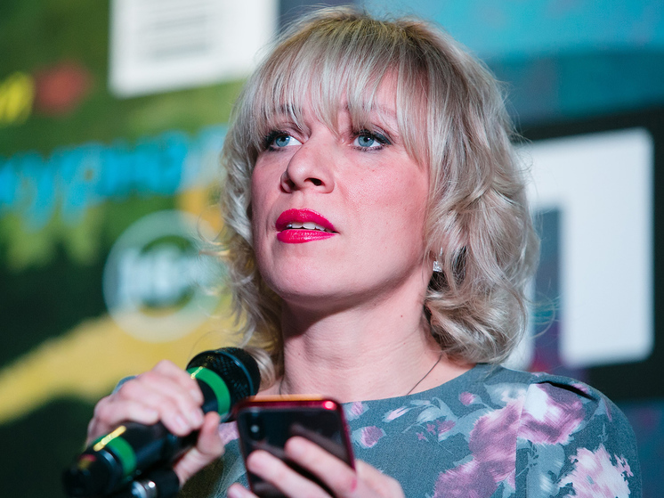 Захарова: "Великобритания не исключает переброску своих войск на Украину"