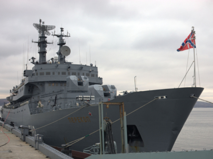 В Североморске встретили учебный корабль «Перекоп»