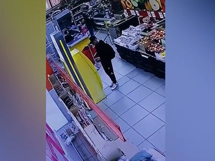 В Минусинске 18-летний курьер мошенников обманул пенсионерок на 440 тысяч рублей