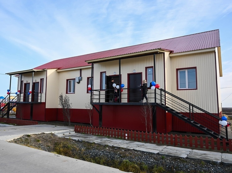 Три новых дома для жителей авариек достроили в Сюнай-Сале