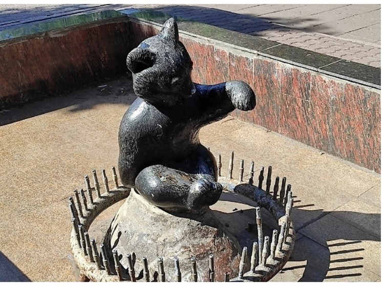 При ремонте фонтана «Мишка» в Новосибирске возникли проблемы