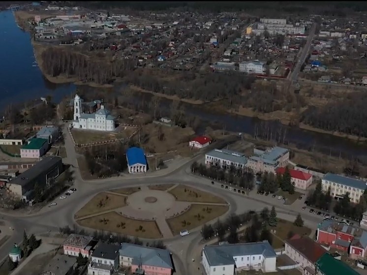 В костромском райцентре Буй завершается реконструкция городского парка «Стрелка»