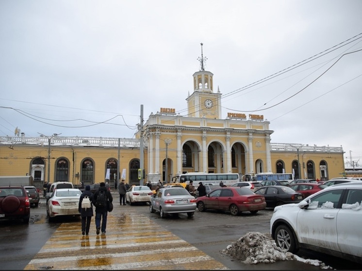 В Ярославле предметно заговорили о платной парковке у вокзала Ярославль Главный