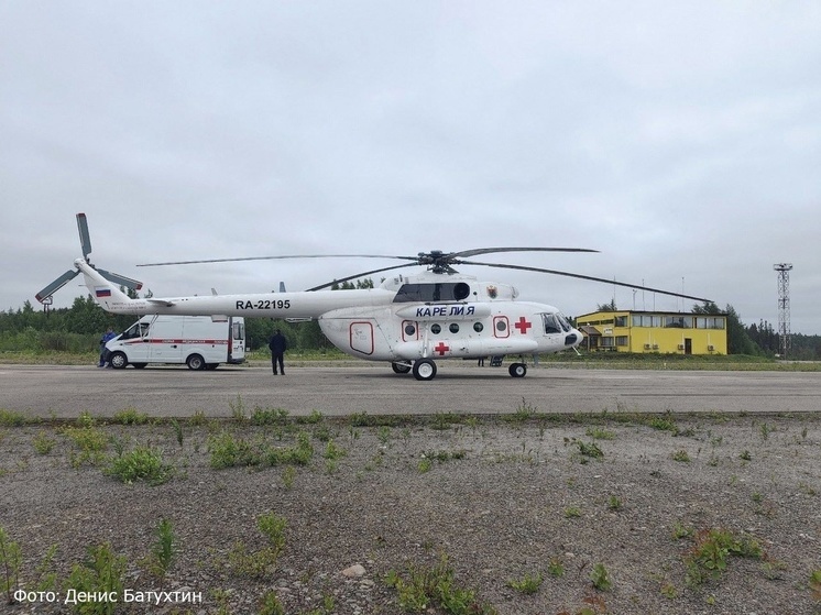 Вертолет санитарной авиации привез 223 человека на лечение в столицу Карелии