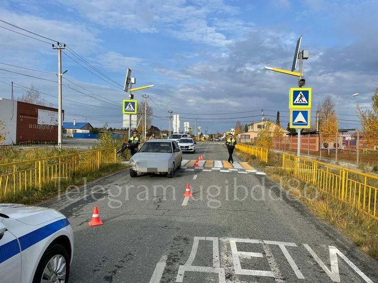 Коляску с малышом сбили на дороге в Югре