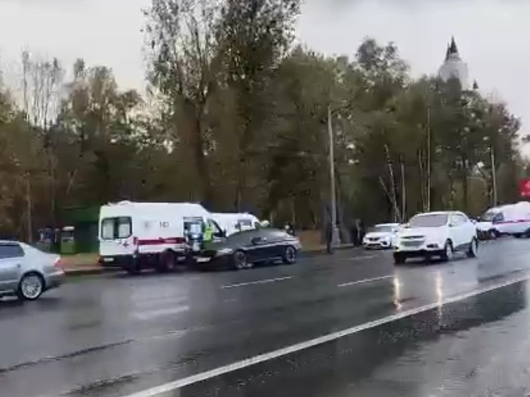 Установлены личности пострадавших в крупном ДТП на Кутузовском проспекте0