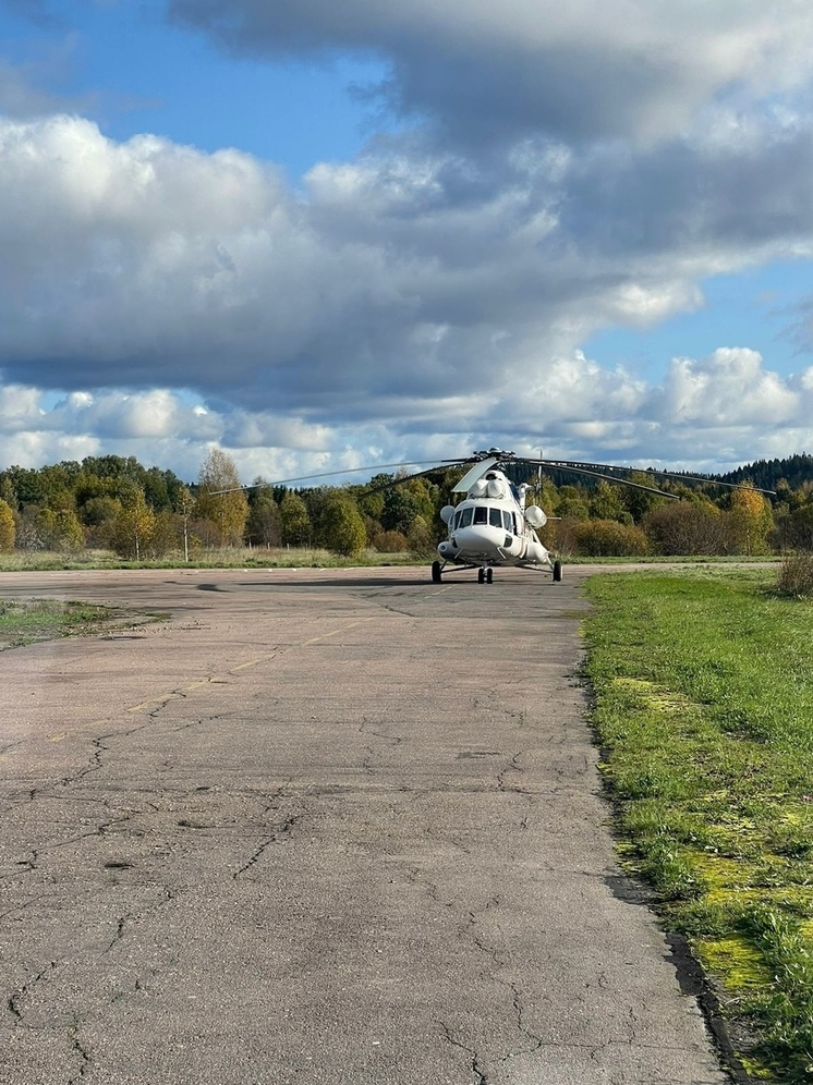 Пенсионера с сосудистой катастрофой доставили в Петрозаводск на вертолете