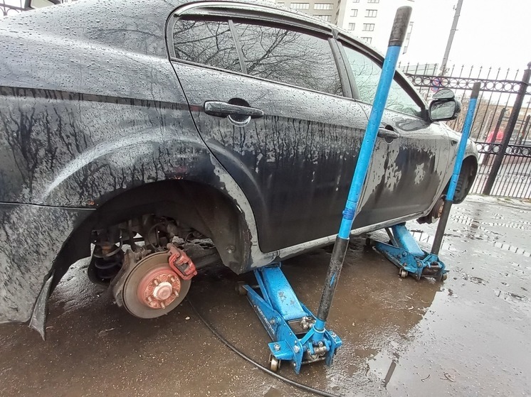 Метеоролог порекомендовала жителям Подмосковья сменить шины