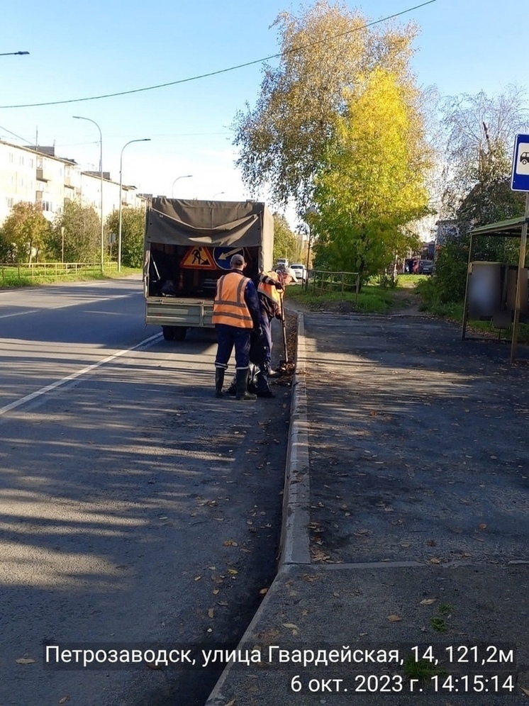 Коммунальщики привели в порядок остановки в Петрозаводске и рассказали об этом