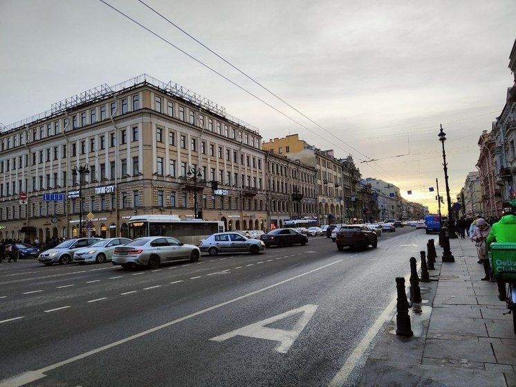 Петербург вошел в тройку лидеров рейтинга популярных направлений у туристов