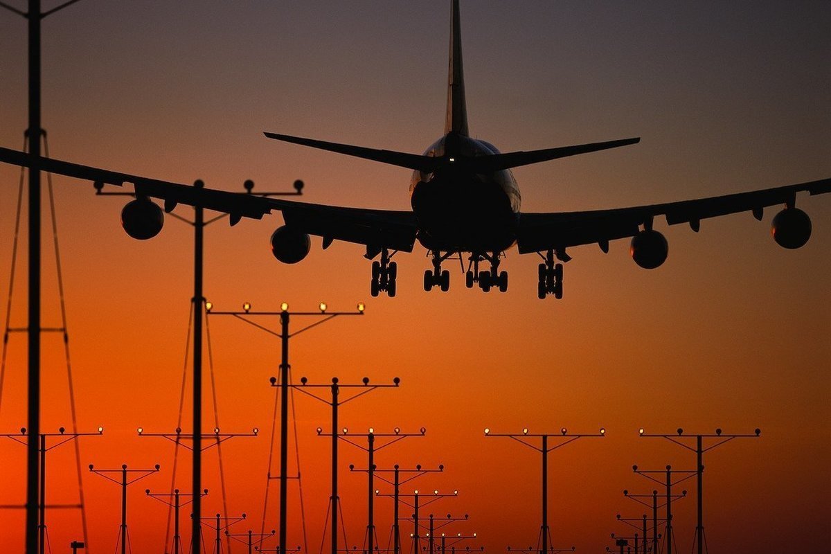 В этом году более миллиона пассажиров проделали расстояние между Санкт-Петербургом и Сочи на самолёте