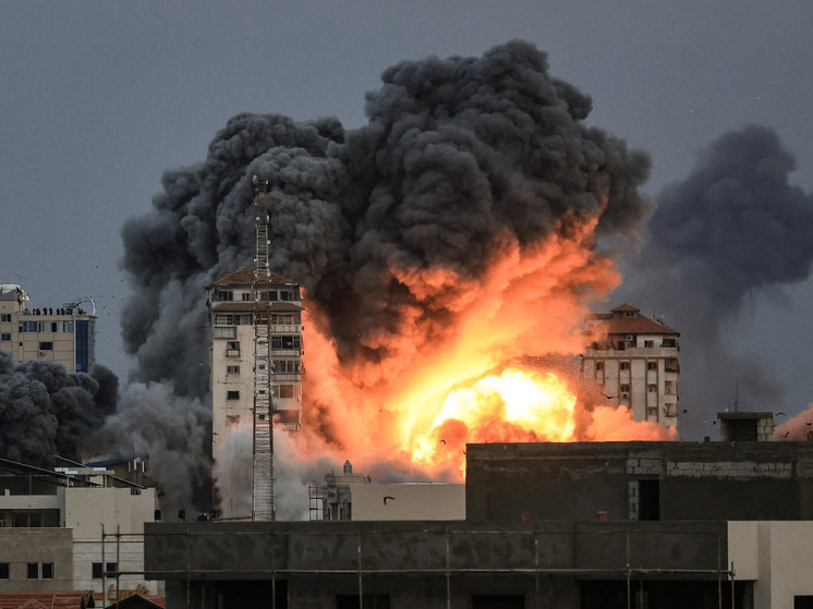 10 Hamas targets hit by Israeli army in Gaza Strip