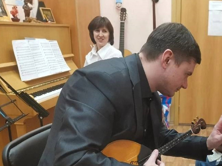 Педагог Мурманского колледжа искусств стал лауреатом премии лучшим преподавателям