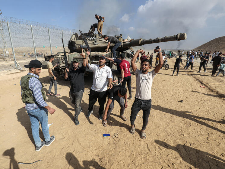 Число жертв нападения ХАМАС в Израиле превысило 700