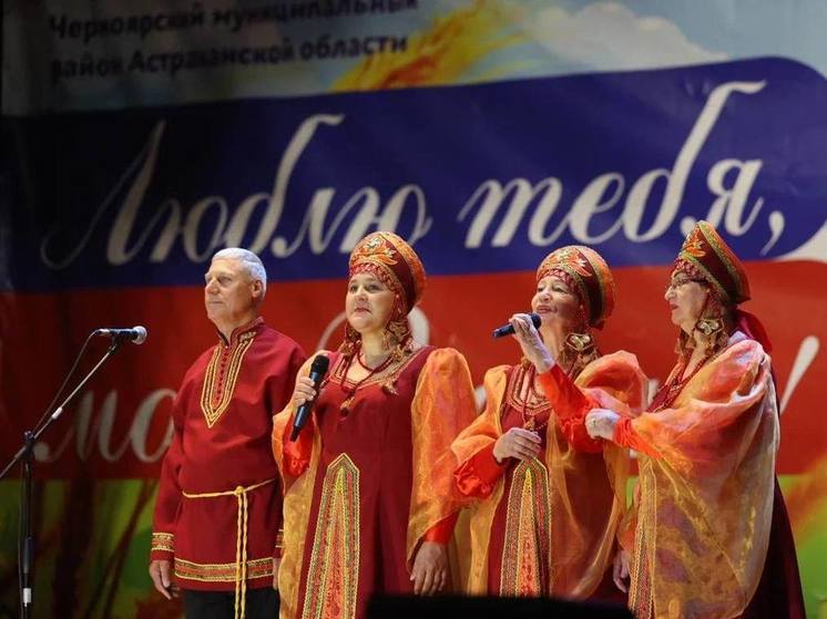 Губернатор Астраханской области поздравил черноярцев с 59-летием района