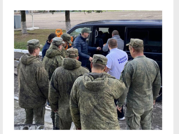 Смоленские единороссы и проект «Всё для фронта» снова помогают