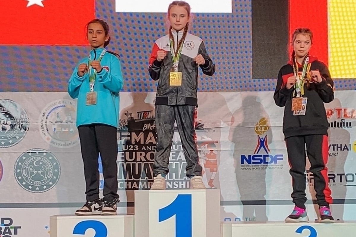 11-летняя Лада Жохова из Чкаловска снова победила на Первенстве мира по муайтай