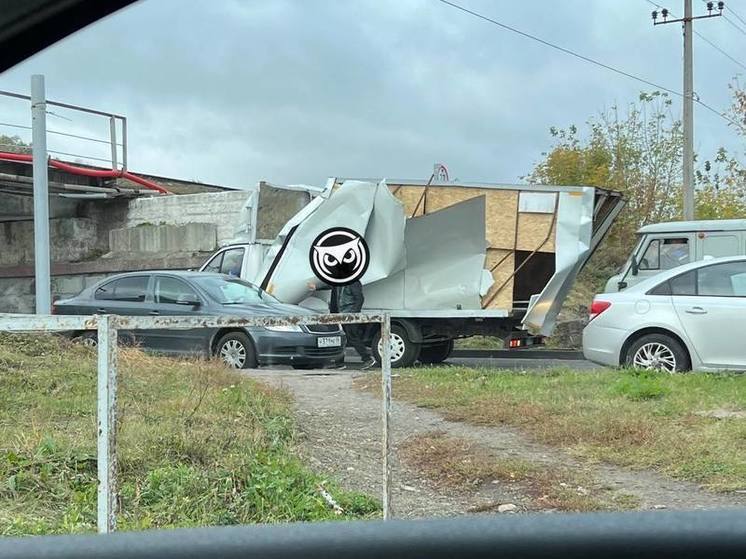 В Пензе очередная ГАЗель не вписалась в «мост Винни-Пуха»