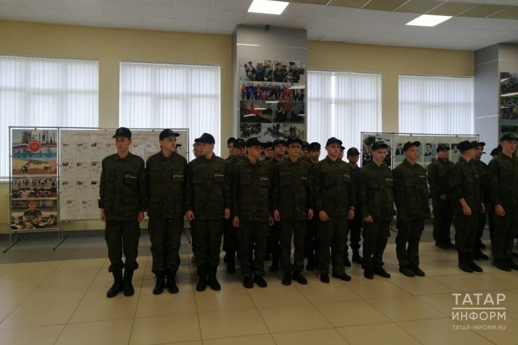 Татарстанских школьников и студентов вывезут на учебные военные сборы