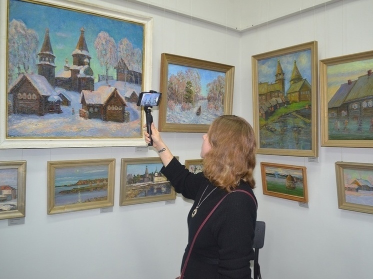 В Каргополе открылась выставка работ 90-летнего мастера