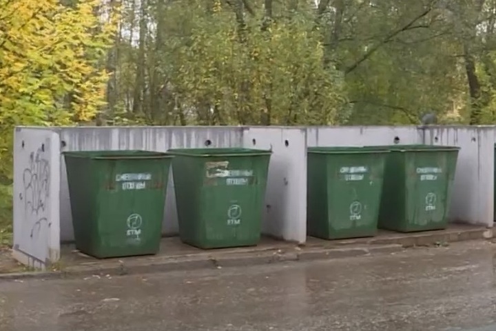 Костромская основательность: у контейнерных площадок для мусора появляются бетонные ограды