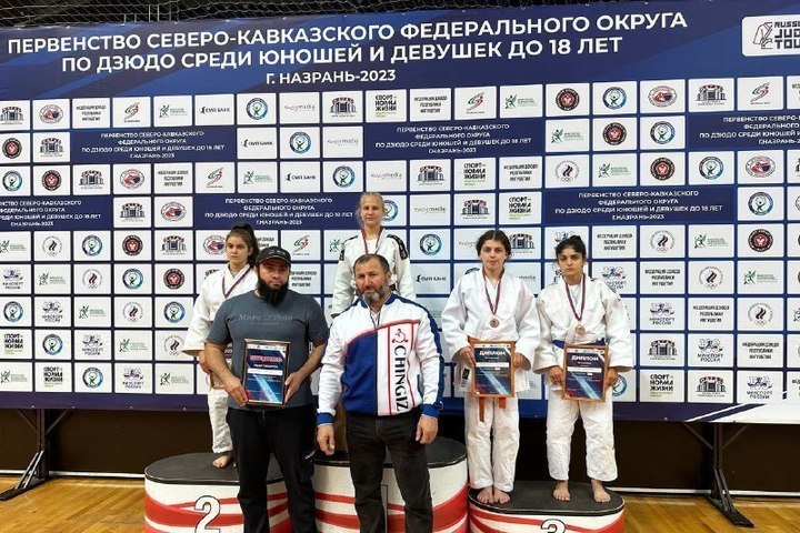 Дзюдоисты Карачаево-Черкесии завоевали три медали на первенстве СКФО