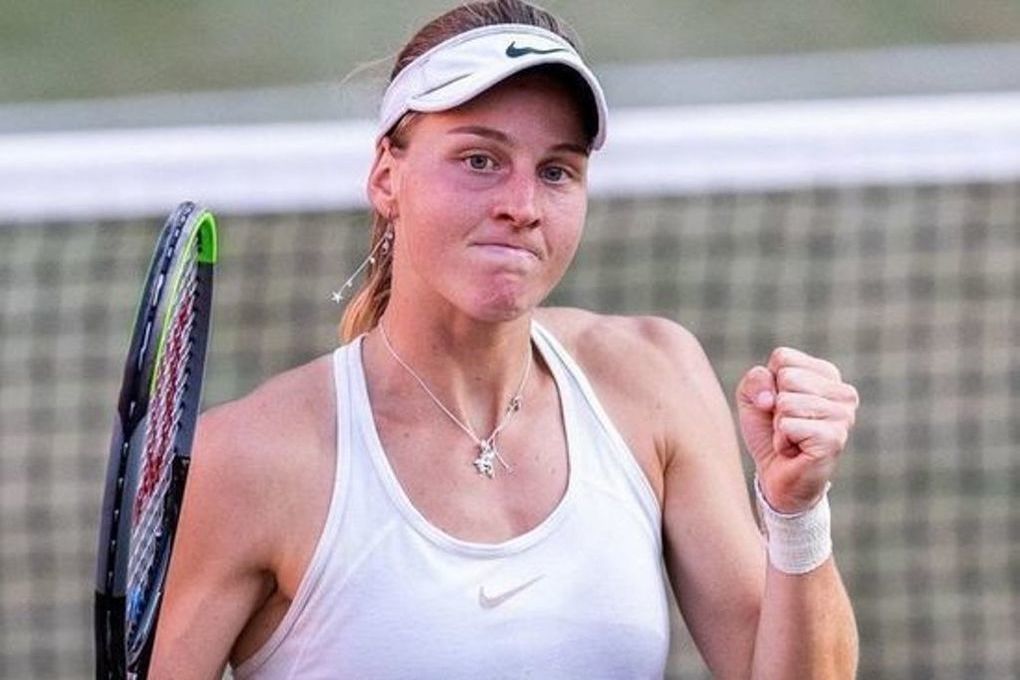 Самсонова вышла во второй круг турнира в Чжэнчжоу